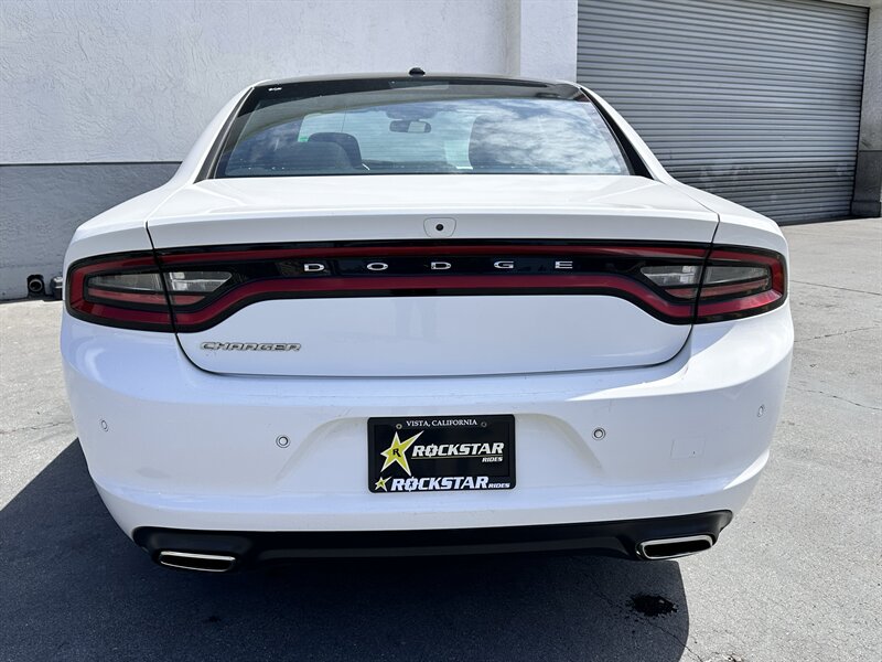 2022 Dodge Charger SXT - Photo 13 - Vista, CA 92084