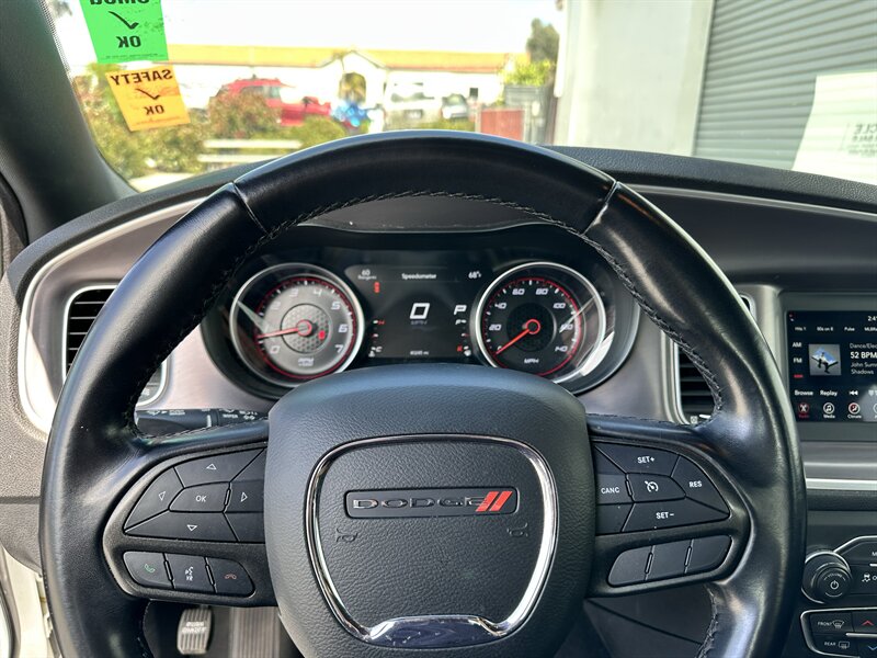 2022 Dodge Charger SXT - Photo 19 - Vista, CA 92084