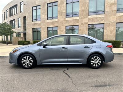 2021 Toyota Corolla Hybrid LE   - Photo 7 - Vista, CA 92084