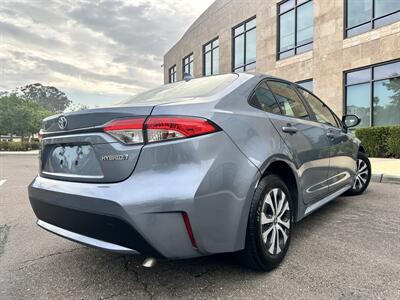 2021 Toyota Corolla Hybrid LE   - Photo 28 - Vista, CA 92084