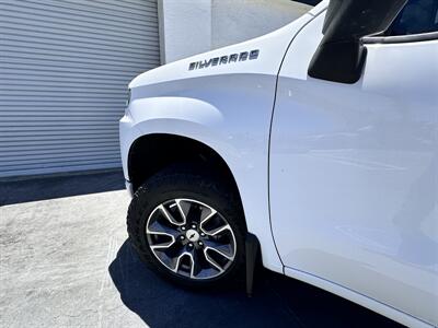 2019 Chevrolet Silverado 1500 RST   - Photo 10 - Vista, CA 92084