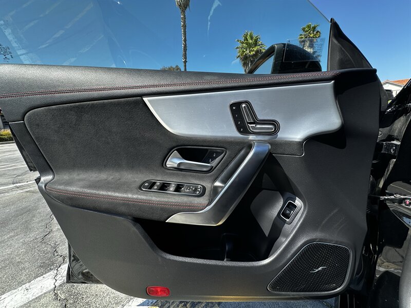 2023 Mercedes-Benz CLA CLA 250 * TURBO * AMG SPORTS KIT * AMBIENT LIGHTS - Photo 36 - Vista, CA 92084