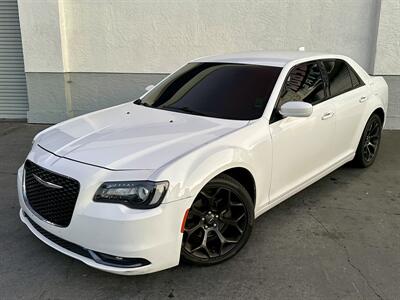 2019 Chrysler 300 S   - Photo 17 - Vista, CA 92084