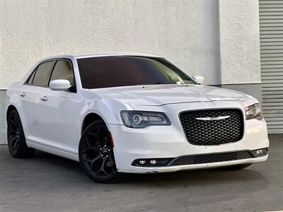 2019 Chrysler 300 S   - Photo 16 - Vista, CA 92084