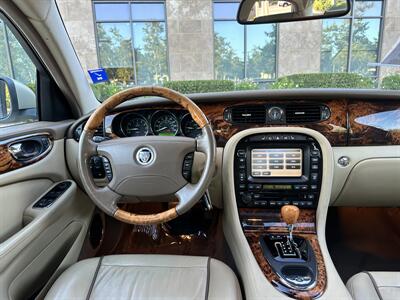 2008 Jaguar XJ8 L   - Photo 8 - Vista, CA 92084