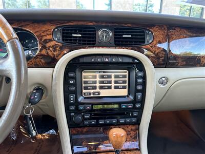 2008 Jaguar XJ8 L   - Photo 13 - Vista, CA 92084