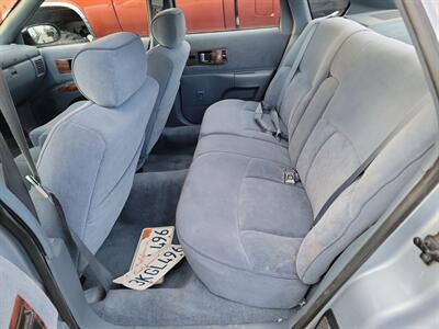 1995 Chevrolet Caprice   - Photo 4 - Vista, CA 92084