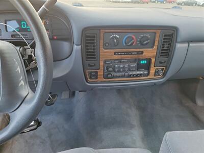 1995 Chevrolet Caprice   - Photo 7 - Vista, CA 92084