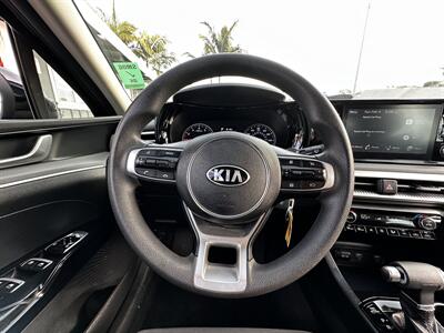 2021 Kia K5 LX   - Photo 15 - Vista, CA 92084