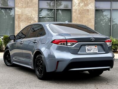 2021 Toyota Corolla Hybrid LE   - Photo 4 - Vista, CA 92084