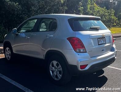2018 Chevrolet Trax LS - Photo 4 - Wahiawa, HI 96786