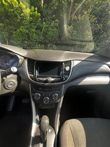 2018 Chevrolet Trax LS - Photo 10 - Wahiawa, HI 96786