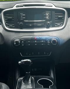 2016 Kia Sorento L - Photo 9 - Wahiawa, HI 96786