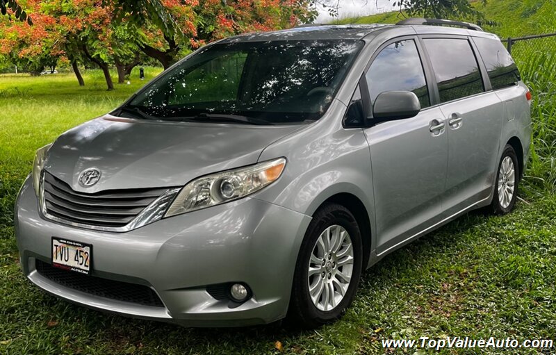 2011 Toyota Sienna XLE 8-Passenger   - Photo 1 - Wahiawa, HI 96786