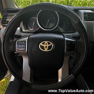 2010 Toyota 4Runner SR5   - Photo 8 - Wahiawa, HI 96786