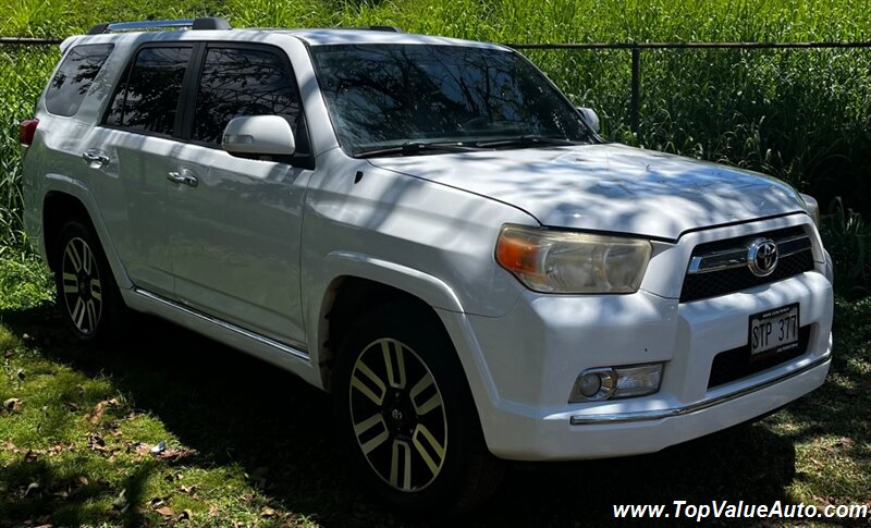 2010 Toyota 4Runner SR5   - Photo 1 - Wahiawa, HI 96786