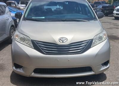 2017 Toyota Sienna L 7-Passenger   - Photo 2 - Wahiawa, HI 96786