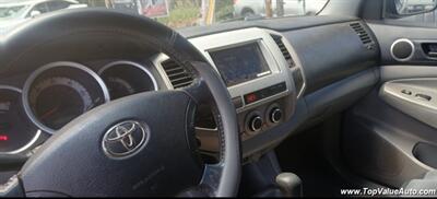 2011 Toyota Tacoma PreRunner V6   - Photo 8 - Wahiawa, HI 96786