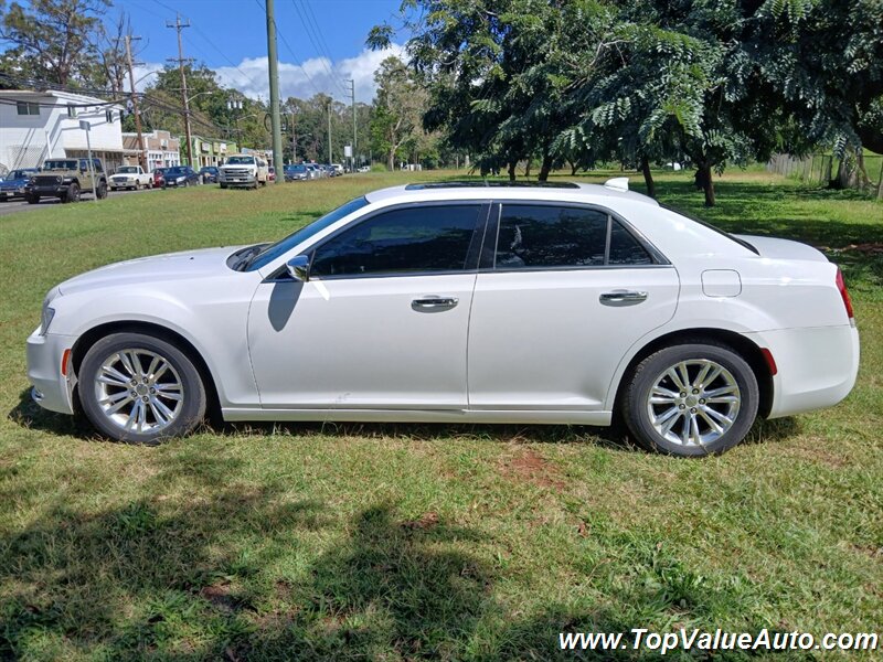 2016 Chrysler 300C   - Photo 1 - Wahiawa, HI 96786