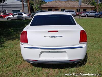 2016 Chrysler 300C   - Photo 7 - Wahiawa, HI 96786