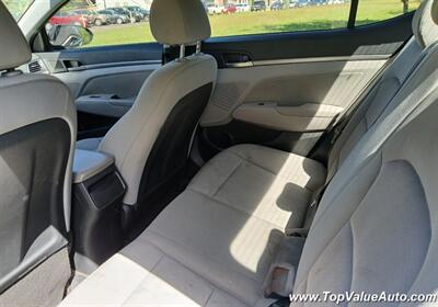 2017 Hyundai ELANTRA SE   - Photo 8 - Wahiawa, HI 96786