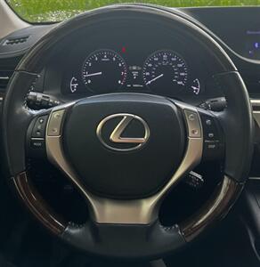 2013 Lexus ES - Photo 9 - Wahiawa, HI 96786
