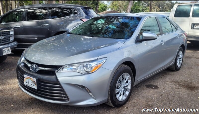 2017 Toyota Camry LE  