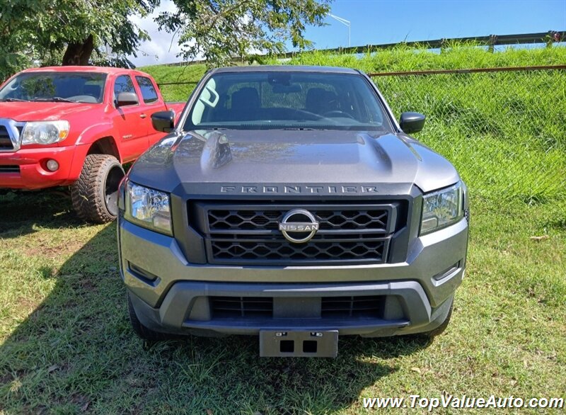 2022 Nissan Frontier S  