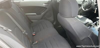 2017 Kia Forte LX   - Photo 6 - Wahiawa, HI 96786