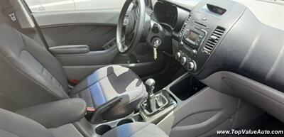 2017 Kia Forte LX   - Photo 7 - Wahiawa, HI 96786