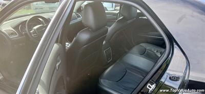 2017 Chrysler 300 Series Limited   - Photo 7 - Wahiawa, HI 96786