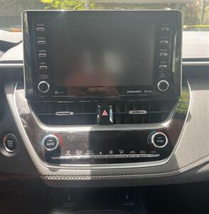 2019 Toyota Corolla Hatchback SE   - Photo 8 - Wahiawa, HI 96786