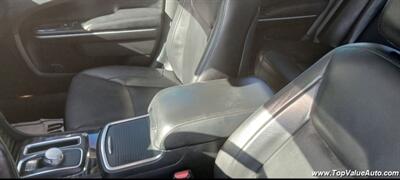 2019 Chrysler 300 Series Touring - Photo 7 - Wahiawa, HI 96786