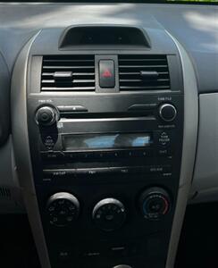 2012 Toyota Corolla L   - Photo 8 - Wahiawa, HI 96786