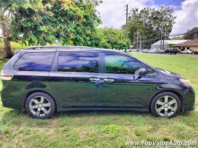 2015 Toyota Sienna SE 8-Passenger   - Photo 3 - Wahiawa, HI 96786