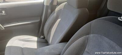 2015 Nissan Rogue Select S   - Photo 2 - Wahiawa, HI 96786