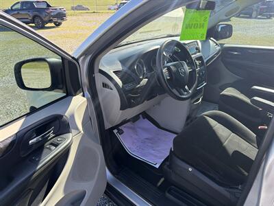 2012 Dodge Grand Caravan SE   - Photo 5 - Madisonville, TN 37354