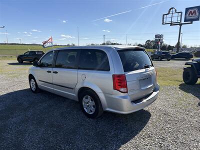 2012 Dodge Grand Caravan SE   - Photo 4 - Madisonville, TN 37354
