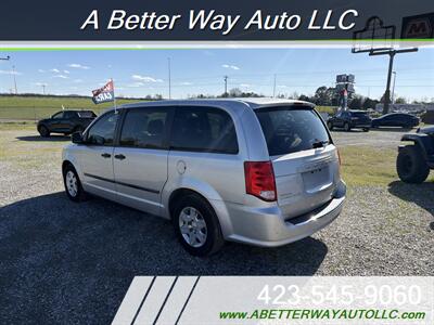 2012 Dodge Grand Caravan SE - Photo 4 - Madisonville, TN 37354