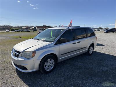 2012 Dodge Grand Caravan SE   - Photo 1 - Madisonville, TN 37354