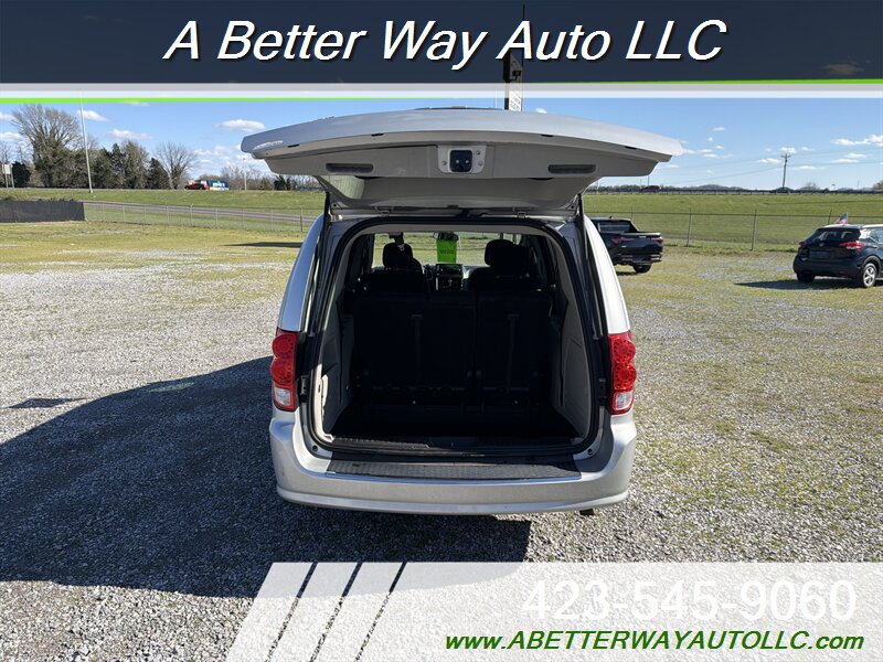 2012 Dodge Grand Caravan SE - Photo 8 - Madisonville, TN 37354