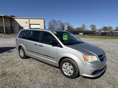 2012 Dodge Grand Caravan SE   - Photo 2 - Madisonville, TN 37354