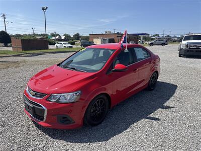 2019 Chevrolet Sonic LT Auto   - Photo 1 - Madisonville, TN 37354