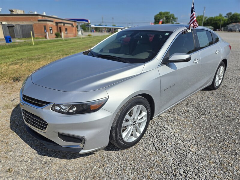 2017 Chevrolet Malibu LT  