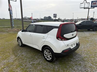 2021 Kia Soul LX   - Photo 4 - Madisonville, TN 37354