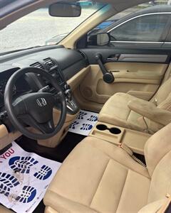 2010 Honda CR-V LX   - Photo 5 - Madisonville, TN 37354