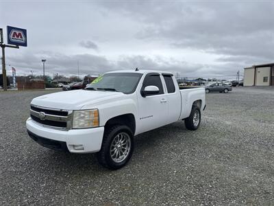 2007 Chevrolet Silverado 1500 Work Truck 4dr Extended Cab - Photo 1 - Madisonville, TN 37354