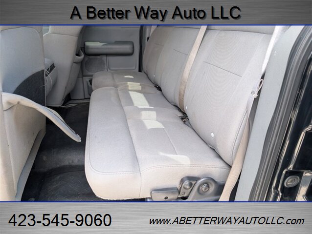 2005 Ford F-150 XL - Photo 10 - Madisonville, TN 37354