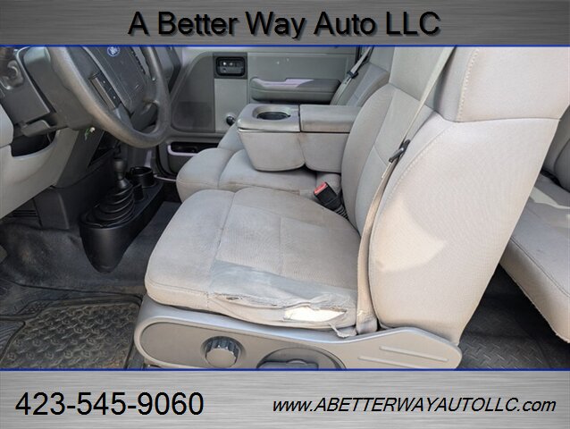 2005 Ford F-150 XL - Photo 9 - Madisonville, TN 37354