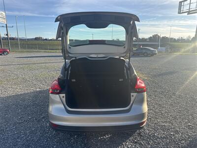 2018 Ford Focus SE   - Photo 13 - Madisonville, TN 37354